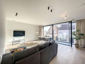 Newly built luxurious apartment near the beach
